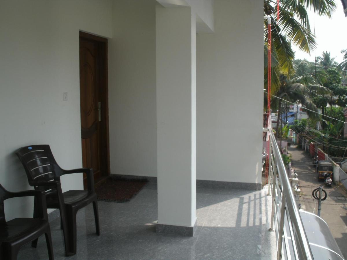 Jacaranda Holiday Home Kochi エクステリア 写真